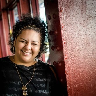 Projeto Pôr do Som, em versão digital, promove show com Gigi Furtado