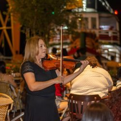 Programação de namorados na Estação continua nesse domingo (12)