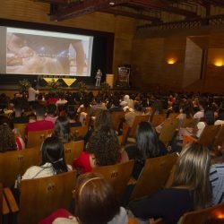 Teatro Maria Sylvia Nunes será palco de Stand Ups dos comediantes Paul Cabannes e Relson Cardoso