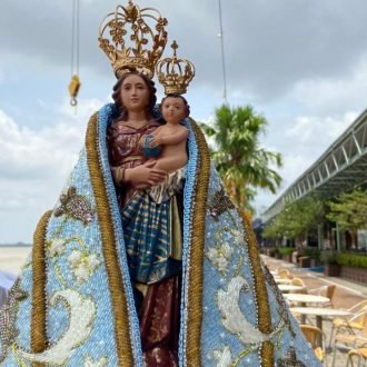 Fé e emoção marcam visita da Imagem Peregrina à Estação das Docas